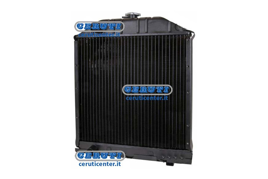 Radia. x  Fiat 80-90/90-90 5Fl - Radiatore In Rame Per Fiat - New Holland Dimensioni L x h x p 555 x 675 x 110 Mm