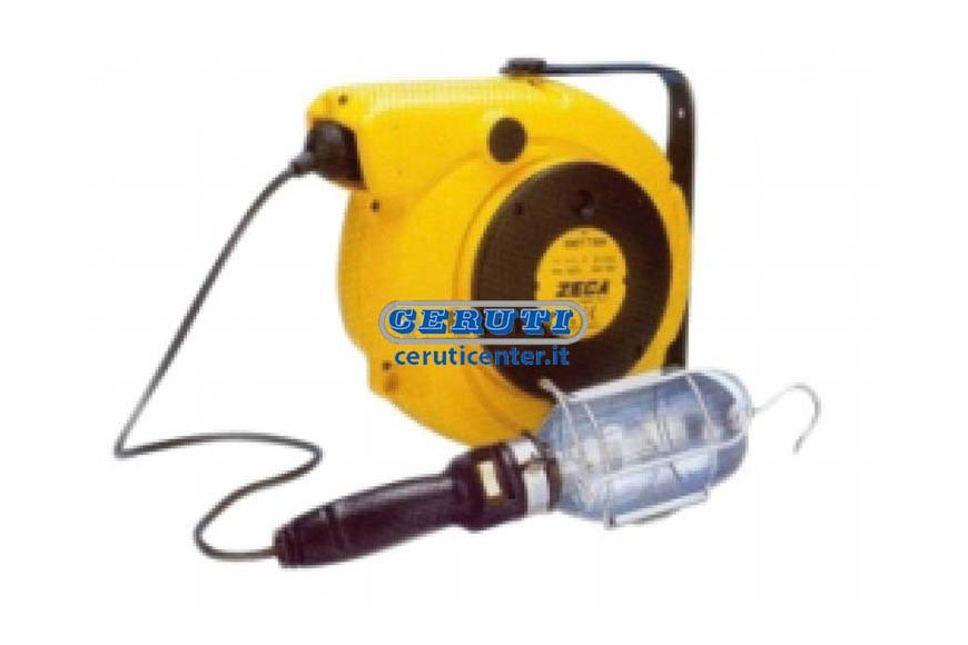Electric Cord Reel With Lamp Socket