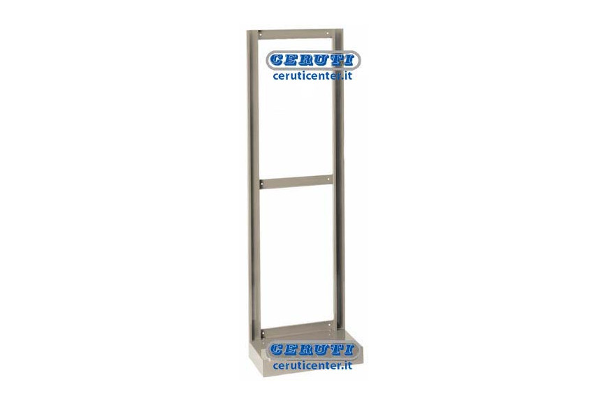 Exhibidor Con Base Dimensiones Lxpxh 600X325X1950 Mm