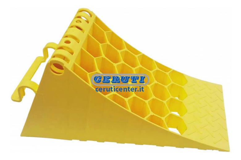 Cuneo D'Arr. Plast. Omol. Port.6500 Fördermenge 6500 Kg