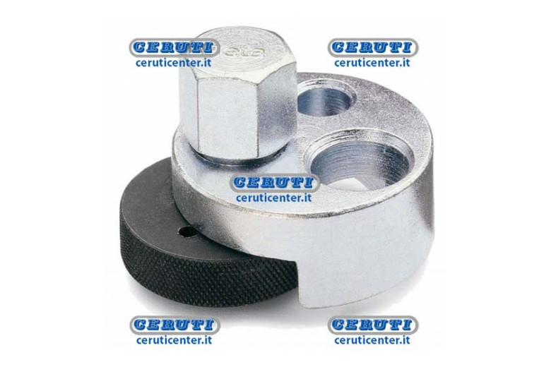 Eccentric Stud Extractor