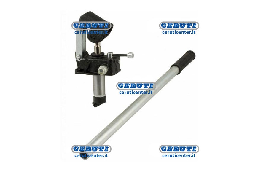Pompe A Main Double Effet, Avec Robinet Chute Incorporã Cylindrée 25 Cc Utilisation Double Effet