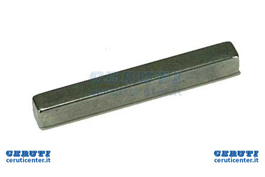 Une Quadra Section clé 4,8 X 38 mm