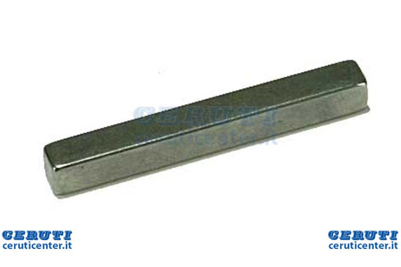 Une Quadra Section clé 4,8 X 38 mm
