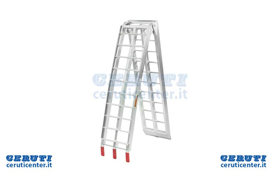 folding ramps. Total length: 310 cm. closed length: 165 cm. Width: 30.5 cm
