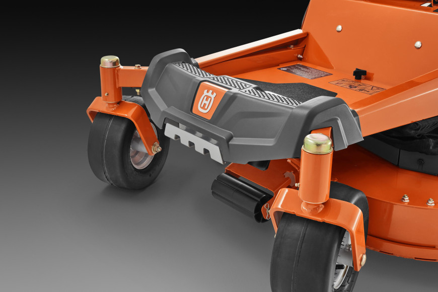 Trattorino tagliaerba Zero Turn Husqvarna Z242F