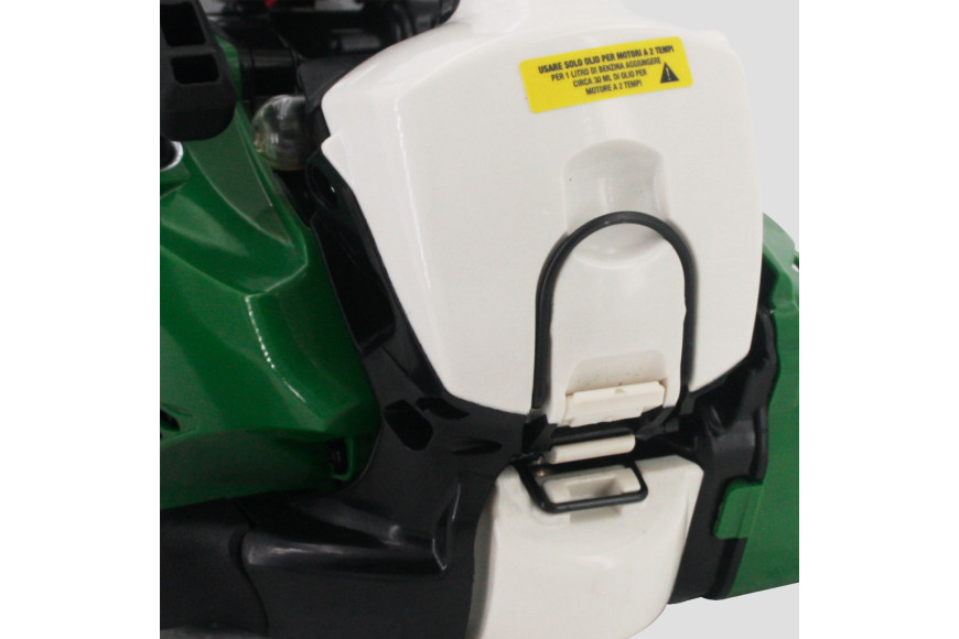 Motosierra de gasolina TecnoK de 25 cc con espada de 25 cm (10"), microcadena de 1/4", grosor de 1,1 mm (0,043") y 60 eslabones.