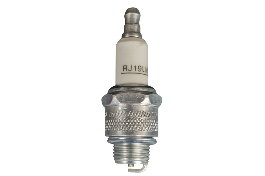 Champion RJ19LM Spark Plug