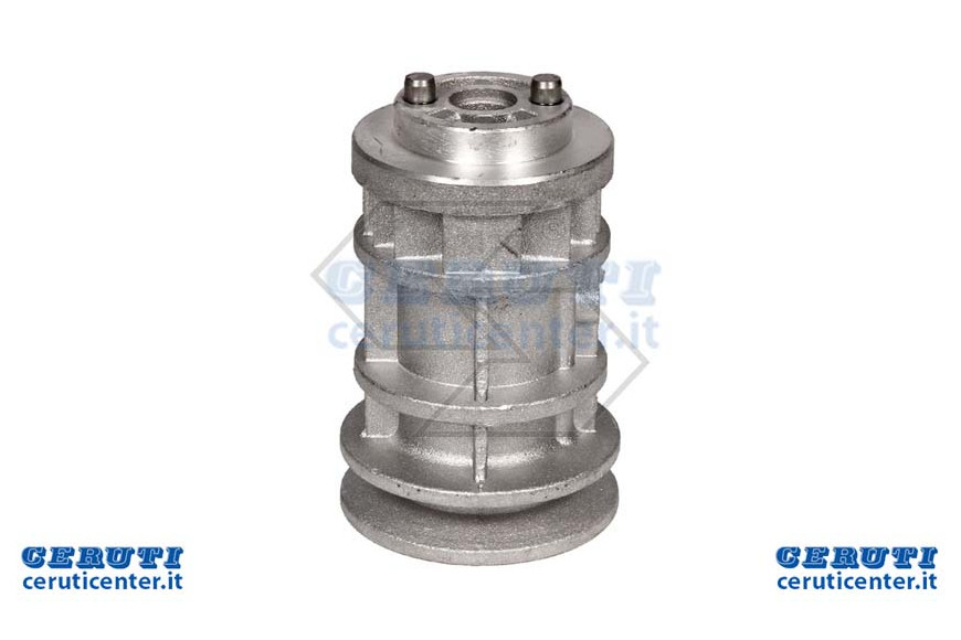 Cutter holder hub 22