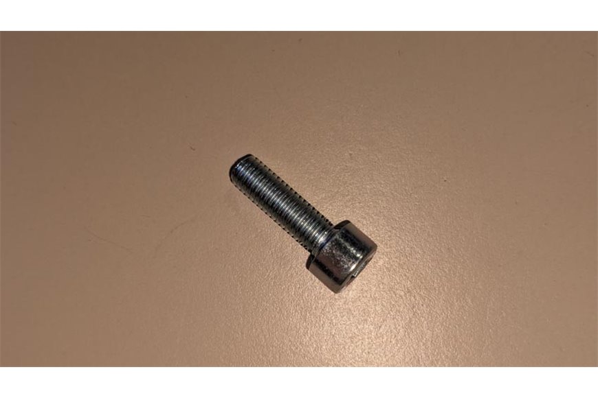 Tornillo - Original Emak - 3801011R