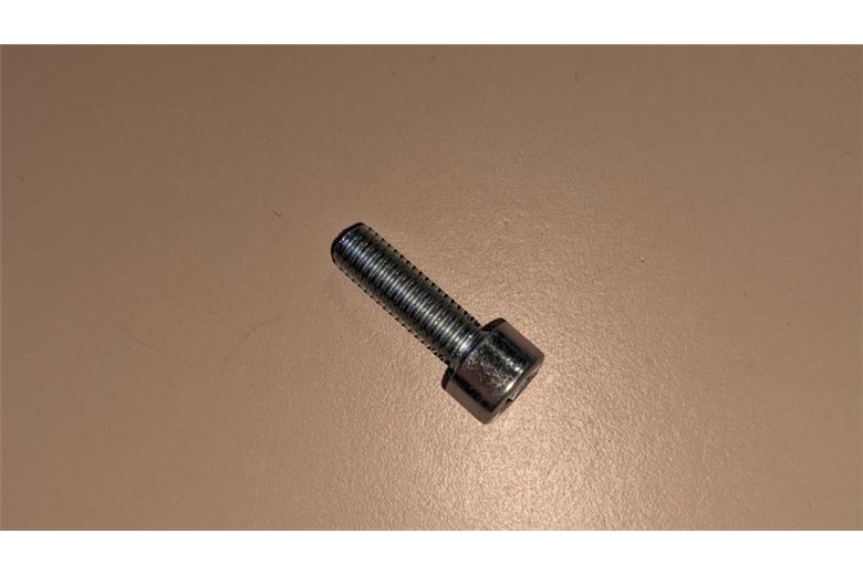 Tornillo - Original Emak - 3801011R