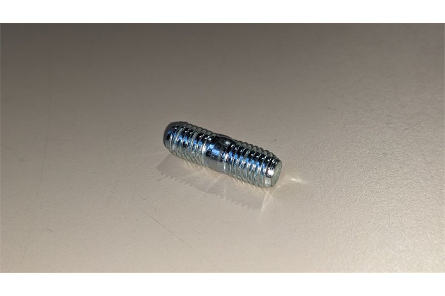 Stud Bolt M8X26X11X11 - BCS genuine - 31312076