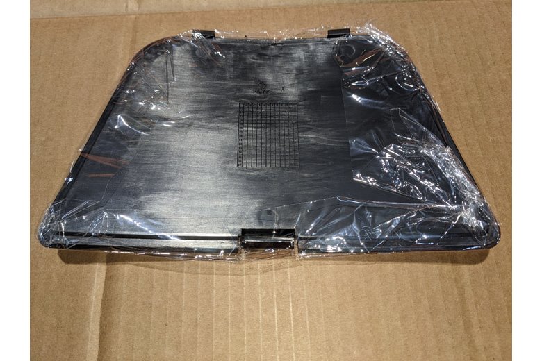 
Black 901510 Wheels Front Cover Cap - Stiga Genuine Part - 327109526/0