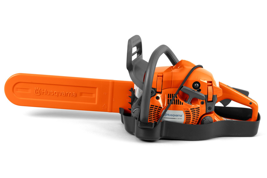 Base for chainsaws under 55 cc