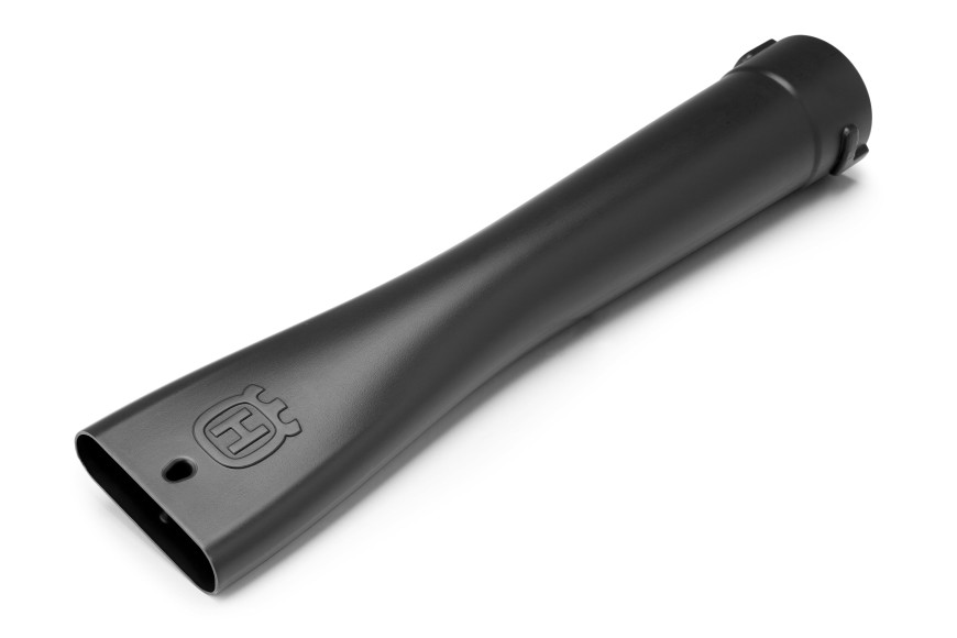Flat nozzle for cordless blowers