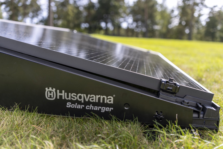 Husqvarna 1-18 Solar Panel Charger - 1 Panel