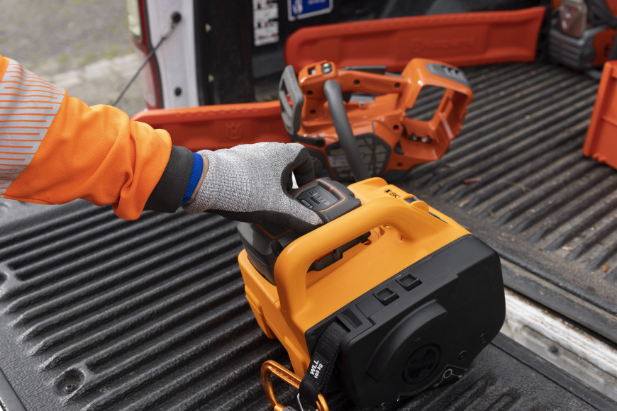 Cabrestante eléctrico Husqvarna x Skylotec Power Ascender - Cabrestante Husqvarna a batería