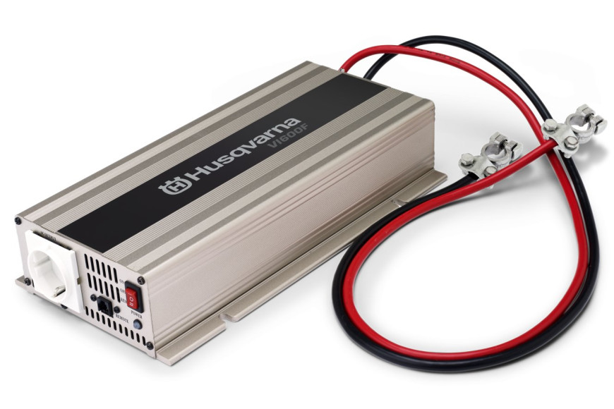 Inverter Husqvarna VI600F - da 12V DC a 220V AC