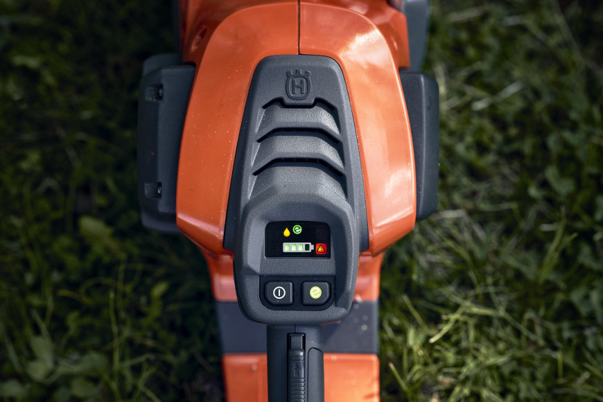 Husqvarna 542i XP® Chainsaw - without battery and charger