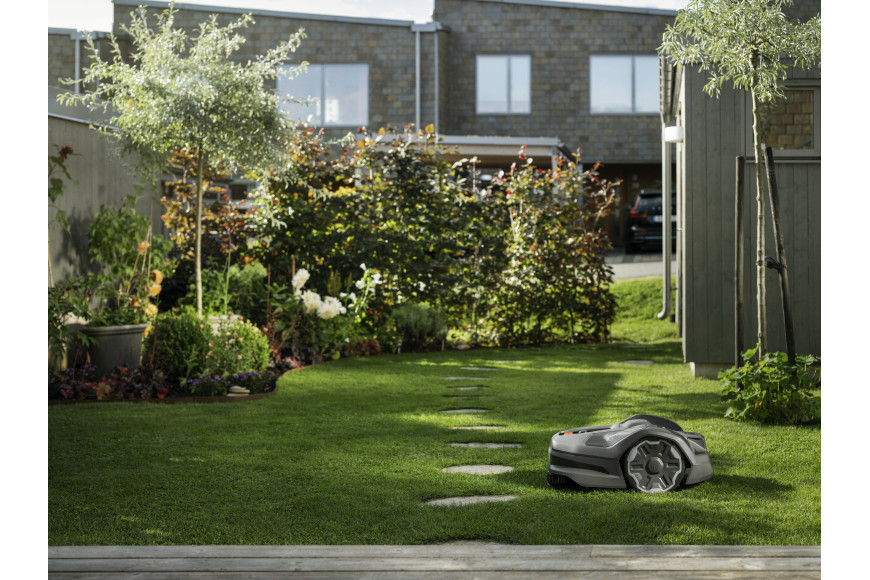Husqvarna Automower® 305E BLACK robot lawnmower