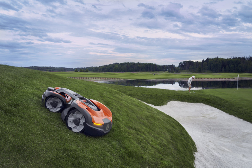 Husqvarna Automower® 535 AWD Roboter-Rasenmäher