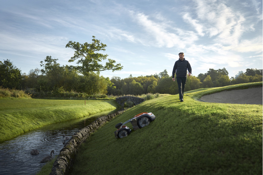 Husqvarna Automower® 535 AWD EPOS® robotic lawnmower