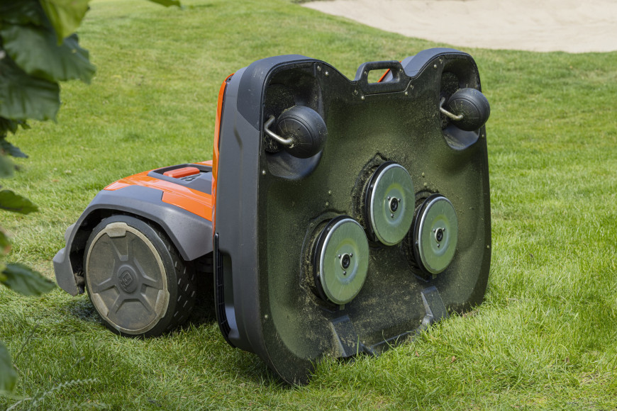 Husqvarna CEORA®RZ 43M Robotic Lawn Mower - Razor 43L - Cutting Deck