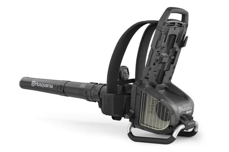 Husqvarna 550iBTX blower - without battery and charger