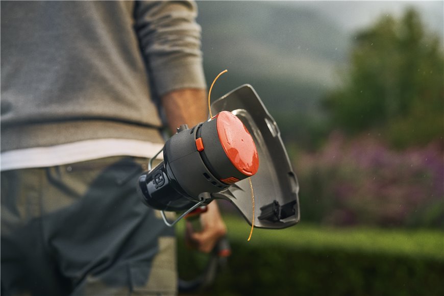 Decespugliatore a Batteria Husqvarna Aspire™ T28-P4A senza batteria e caricabatterie