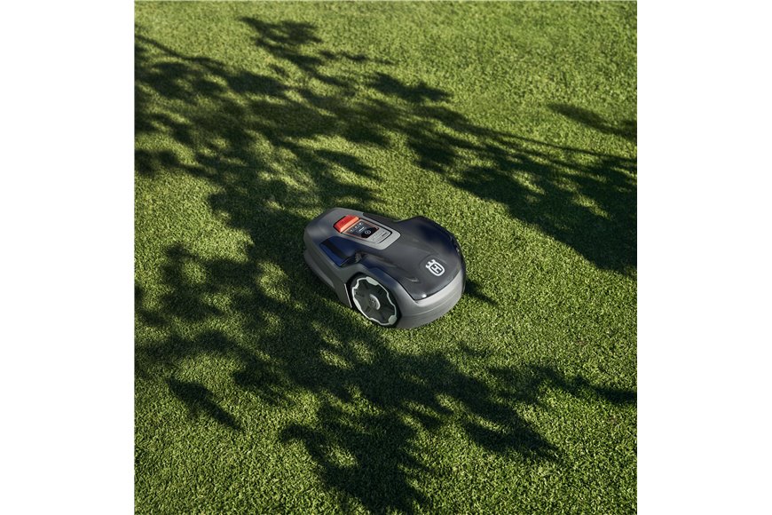 Husqvarna Automower® Aspire™ R4 Robotermäher
