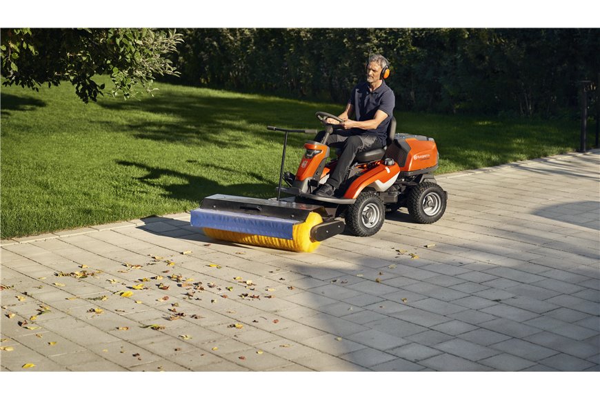 Trattorino tagliaerba Rider Husqvarna R 316TX AWD