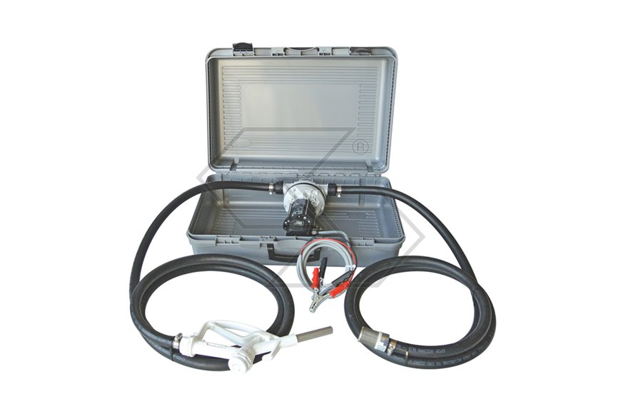 AdBlue Kit - Gruppo portatile per travaso AdBlue• Pompa: 12V